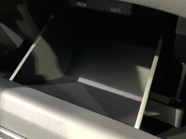 オーラ ニスモ　禁煙車　純正９型ディスプレイオーディオ　全方位カメラ　ドラレコ　ＥＴＣ　コーナーセンサー　ＬＥＤヘッド　インテリジェントルームミラー　ハーフレザーシート　純正１７インチアルミ　Ｂｌｕｅｔｏｏｔｈ（44枚目）