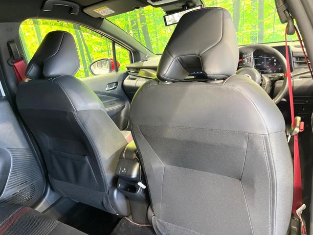 オーラ ニスモ　禁煙車　純正９型ディスプレイオーディオ　全方位カメラ　ドラレコ　ＥＴＣ　コーナーセンサー　ＬＥＤヘッド　インテリジェントルームミラー　ハーフレザーシート　純正１７インチアルミ　Ｂｌｕｅｔｏｏｔｈ（50枚目）