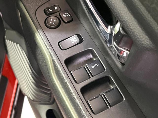 ハスラー タフワイルド　禁煙車　セーフティサポート　ＳＤナビ　バックカメラ　ドラレコ　ＥＴＣ　ルーフレール　アダプティブクルコン　コーナーセンサー　ＬＥＤヘッド　純正１５インチアルミ　シートヒーター　スマートキー（30枚目）