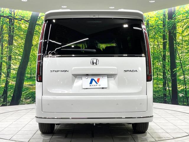 ステップワゴン スパーダ　両側電動ドア　バックカメラ　衝突被害軽減システム　禁煙車　ハーフレザーシート　スマートキー　ＬＥＤヘッド　純正１６インチアルミ　車線逸脱警報　オートライト　デュアルエアコン　リアエアコン（16枚目）