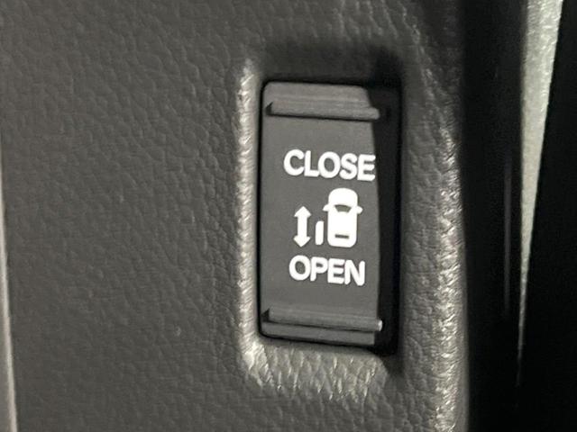 ステップワゴン スパーダ　両側電動ドア　バックカメラ　衝突被害軽減システム　禁煙車　ハーフレザーシート　スマートキー　ＬＥＤヘッド　純正１６インチアルミ　車線逸脱警報　オートライト　デュアルエアコン　リアエアコン（40枚目）