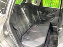 後部座席も気になるようなキズ・汚れやへたり等、大きなダメージはなく、良好な状態です。