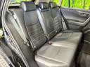 後部座席も気になるようなキズ・汚れやへたり等、大きなダメージはなく、良好な状態です。