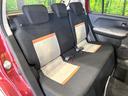 後部座席も気になるようなキズ・汚れやへたり等、大きなダメージはなく、良好な状態です。