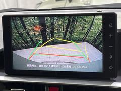 【バックカメラ】駐車時に後方がリアルタイム映像で確認できます。大型商業施設や立体駐車場での駐車時や、夜間のバック時に大活躍！運転スキルに関わらず、今や必須となった装備のひとつです！ 6