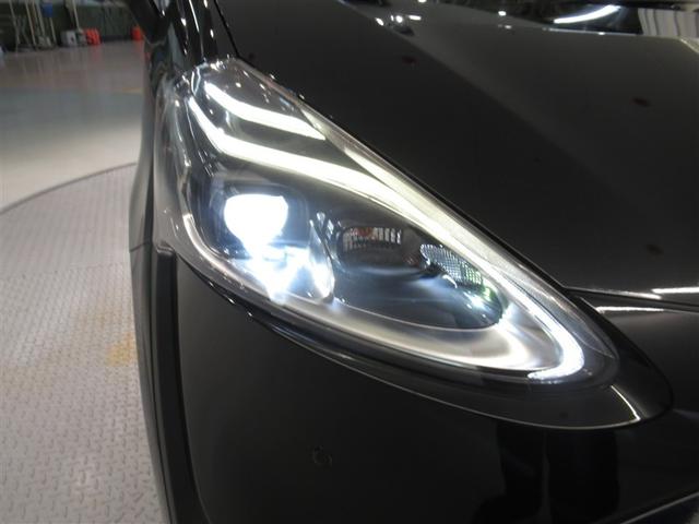 シエンタ ファンベースG クエロ 衝突被害軽減システム メモリーナビ フルセグ バックカメラ ETC CD ミュージックプレイヤー接続可 DVD再生 LEDヘッドランプ 両側電動スライド スマートキー キーレス アイドリングストップ(9枚目)