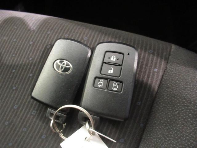 ノア ハイブリッドＧ　衝突被害軽減システム　メモリーナビ　フルセグ　バックカメラ　ＥＴＣ　ＣＤ　ミュージックプレイヤー接続可　ＤＶＤ再生　後席モニター　オートクルーズコントロール　ＬＥＤヘッドランプ　両側電動スライド（30枚目）