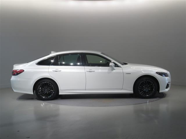 クラウンハイブリッド S 衝突被害軽減システム メモリーナビ フルセグ バックカメラ ETC CD ミュージックプレイヤー接続可 DVD再生 電動シート オートクルーズコントロール LEDヘッドランプ スマートキー キーレス(7枚目)