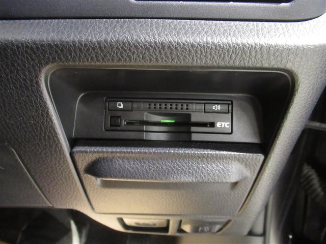 ノア Ｓｉ　メモリーナビ　フルセグ　バックカメラ　ＥＴＣ　ＣＤ　ミュージックプレイヤー接続可　ＤＶＤ再生　ＬＥＤヘッドランプ　電動スライドドア　乗車定員８人　３列シート　スマートキー　キーレス　ワンオーナー（24枚目）