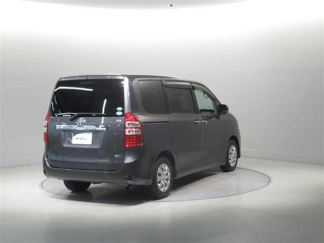 ノア X Gエディション HDDナビ フルセグ バックカメラ ETC CD ミュージックプレイヤー接続可 DVD再生 HIDヘッドライト 両側電動スライド 乗車定員7人 3列シート スマートキー キーレス ワンオーナー(4枚目)