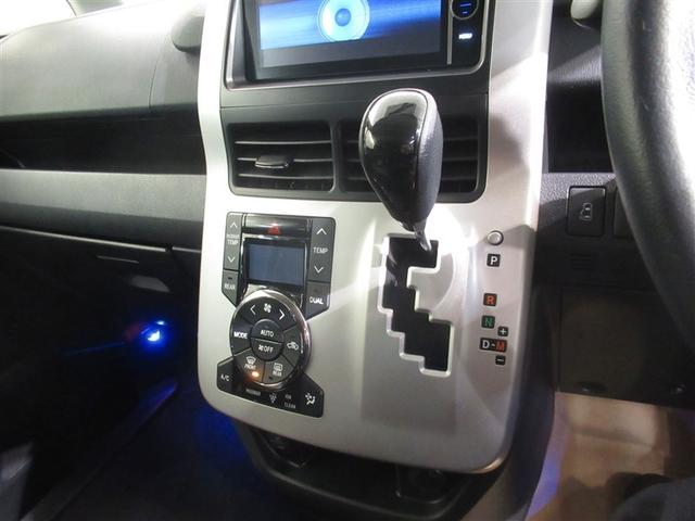 ノア X Gエディション HDDナビ フルセグ バックカメラ ETC CD ミュージックプレイヤー接続可 DVD再生 HIDヘッドライト 両側電動スライド 乗車定員7人 3列シート スマートキー キーレス ワンオーナー(11枚目)