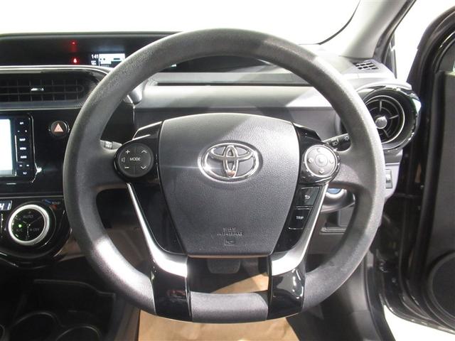 アクア Ｓスタイルブラック　衝突被害軽減システム　メモリーナビ　フルセグ　バックカメラ　ＥＴＣ　ＣＤ　ミュージックプレイヤー接続可　ＤＶＤ再生　オートクルーズコントロール　スマートキー　キーレス　ハイブリッド　ワンオーナー（6枚目）