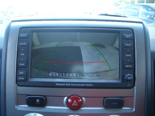 デリカＤ：５ Ｇ　パワーパッケージ　ツートン４ＷＤ／電動スライド／ナビＴＶ／バックカメラ／ＨＩＤ／ＥＴＣ／クルーズコントロール／スマートキー／ＤＶＤ再生／３列７人乗（10枚目）
