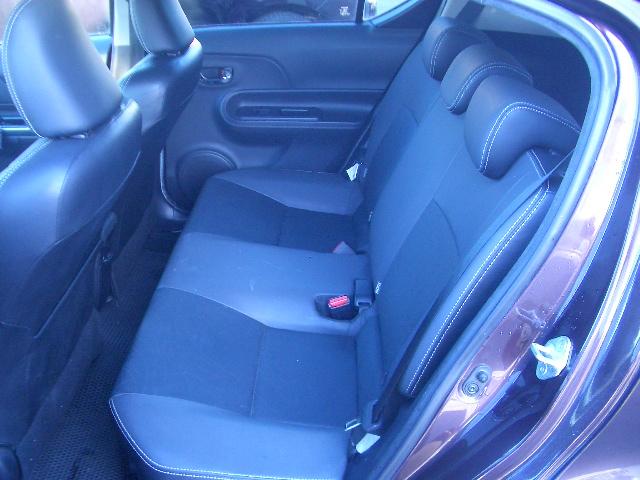 アクア Gブラックソフトレザーセレクション /専用シート/スマートキー/禁煙/ナビTV/Bluetooth/バックカメラ/ETC/前席シートヒーター/DVD再生/イモビライザー(10枚目)