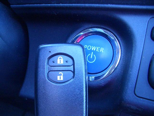 アクア Gブラックソフトレザーセレクション /専用シート/スマートキー/禁煙/ナビTV/Bluetooth/バックカメラ/ETC/前席シートヒーター/DVD再生/イモビライザー(12枚目)