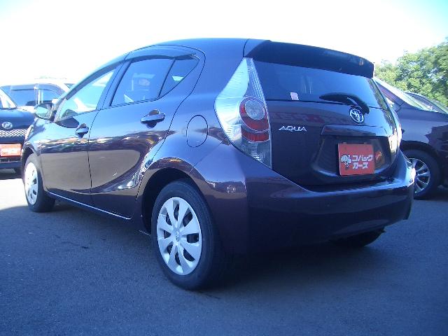 アクア Gブラックソフトレザーセレクション /専用シート/スマートキー/禁煙/ナビTV/Bluetooth/バックカメラ/ETC/前席シートヒーター/DVD再生/イモビライザー(21枚目)