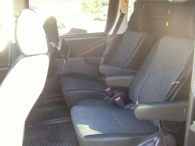 ヴォクシー ＺＳ　煌　車検２年付／後席モニター／ナビＴＶ／両側電動スライド／後期／バックカメラ／ＨＩＤ／ＥＴＣ／スマートキー／ＤＶＤ再生／イモビライザー（10枚目）