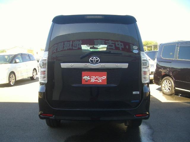 ヴォクシー ＺＳ　煌　車検２年付／後席モニター／ナビＴＶ／両側電動スライド／後期／バックカメラ／ＨＩＤ／ＥＴＣ／スマートキー／ＤＶＤ再生／イモビライザー（13枚目）