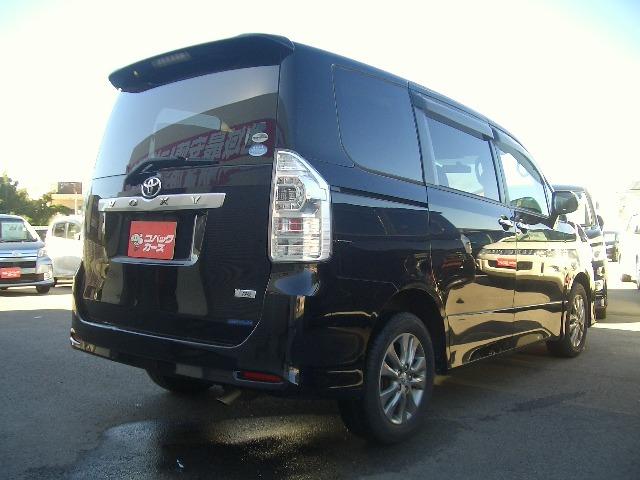 ヴォクシー ＺＳ　煌　車検２年付／後席モニター／ナビＴＶ／両側電動スライド／後期／バックカメラ／ＨＩＤ／ＥＴＣ／スマートキー／ＤＶＤ再生／イモビライザー（27枚目）