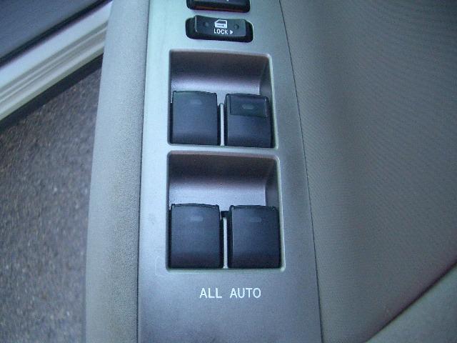 エスティマ アエラス　／フリップモニター／ナビ／両側電動スライド／禁煙／ＨＩＤ／ＥＴＣ／スマートキー／ＤＶＤ再生／イモビライザー／オートライト／３列８人乗（20枚目）