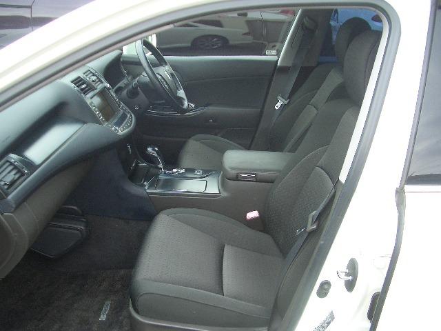 クラウン ２．５アスリート　ナビパッケージ　／ナビＴＶ／バックカメラ／ＨＩＤ／ＥＴＣ／クルーズコントロール／スマートキー／ＤＶＤ再生／イモビライザー／オートライト／イオンエアコン（9枚目）