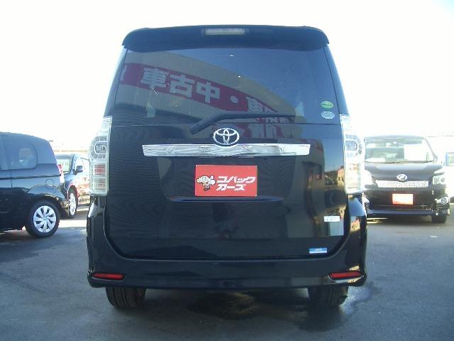 ヴォクシー ＺＳ　煌ＩＩＩ　／フリップモニター／ナビＴＶ／両側電動スライド／黒半革／Ｂｌｕｅｔｏｏｔｈ／後期／１オーナー／バックカメラ／ＨＩＤ／ＥＴＣ／（13枚目）