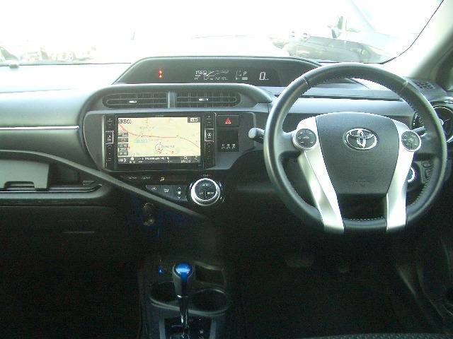 アクア Ｘ－アーバン　／スマートキー／禁煙／８型ナビＴＶ／黒半革／Ｂｌｕｅｔｏｏｔｈ／１オーナー／ＬＥＤ／ドライブレコーダー／ＥＴＣ／前席シートヒーター（8枚目）