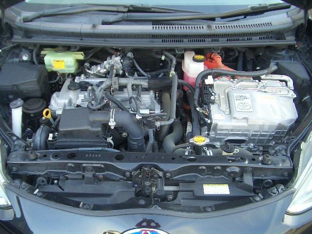 アクア Ｘ－アーバン　／スマートキー／禁煙／８型ナビＴＶ／黒半革／Ｂｌｕｅｔｏｏｔｈ／１オーナー／ＬＥＤ／ドライブレコーダー／ＥＴＣ／前席シートヒーター（17枚目）