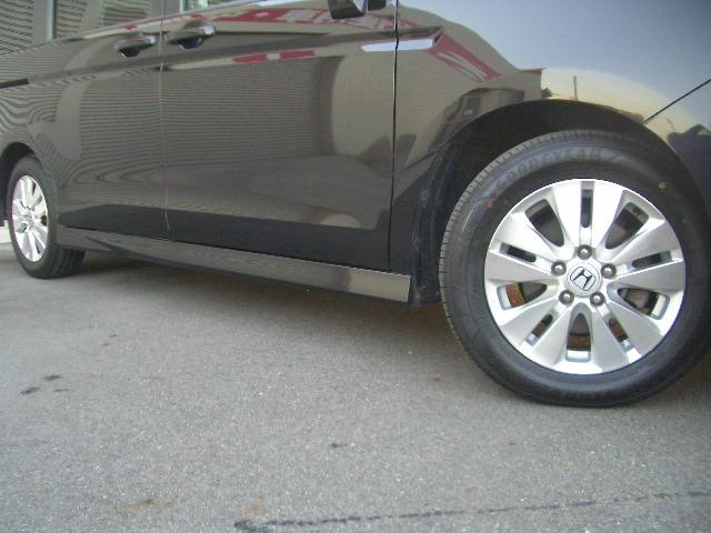 ステップワゴンスパーダ Ｚ　／フリップモニター／ナビＴＶ／両側電動スライドバックカメラ／ＨＩＤ／ＥＴＣ／スマートキー／ＤＶＤ再生／イモビライザー／オートライト（16枚目）