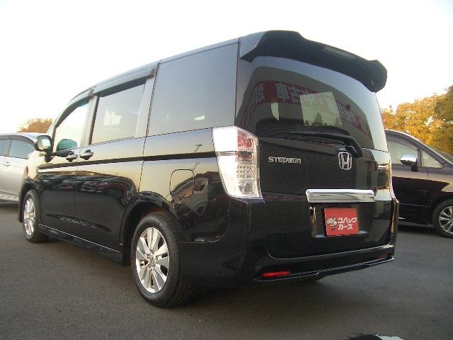 ステップワゴンスパーダ Ｚ　／フリップモニター／ナビＴＶ／両側電動スライドバックカメラ／ＨＩＤ／ＥＴＣ／スマートキー／ＤＶＤ再生／イモビライザー／オートライト（21枚目）