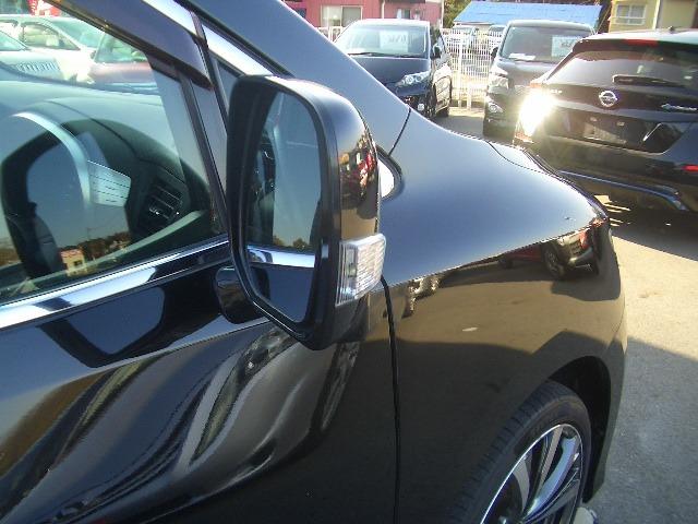 エルグランド 250ハイウェイスター /フリップモニター/ナビTV/電動スライド/黒半革/全周囲カメラ/HID/ETC/スマートキー/DVD再生/イモビライザー/オートライト(21枚目)