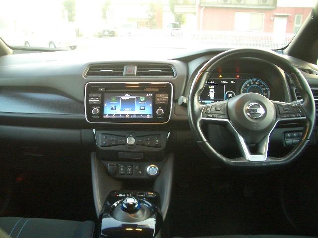 リーフ X /ナビTV/Bluetooth/LED/バックカメラ/ETC/衝突軽減ブレーキ/前席シートヒーター/クルーズコントロール/スマートキー(8枚目)