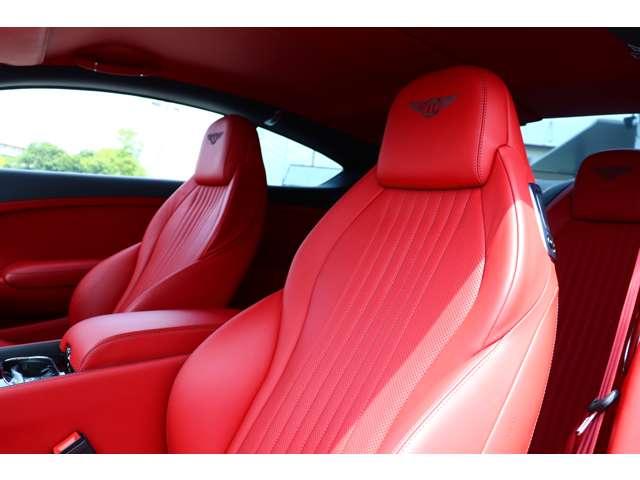 コンチネンタル ＧＴ　Ｖ８　正規Ｄ車　赤黒コンビレザー（22枚目）