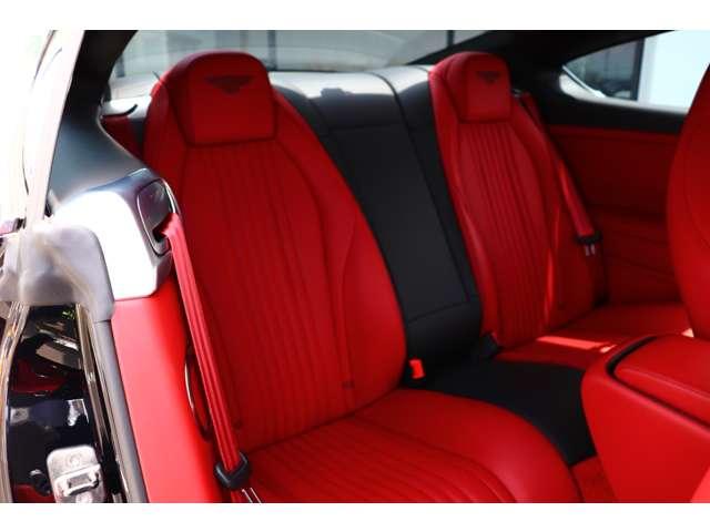 コンチネンタル ＧＴ　Ｖ８　正規Ｄ車　赤黒コンビレザー（28枚目）