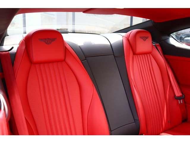 コンチネンタル ＧＴ　Ｖ８　正規Ｄ車　赤黒コンビレザー（29枚目）