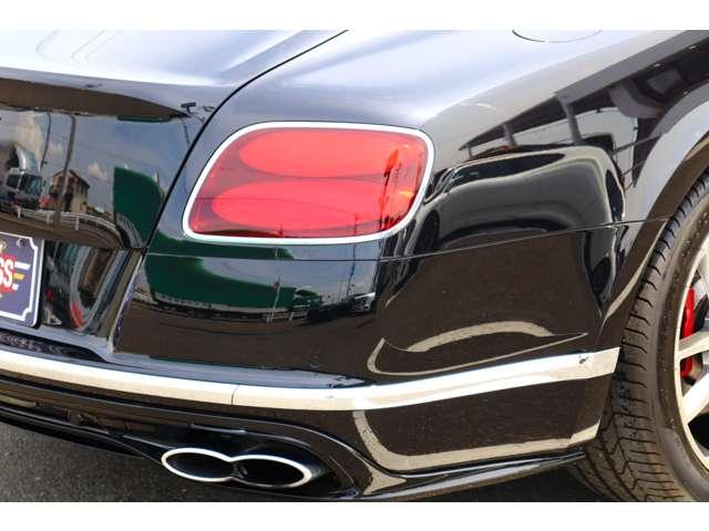 コンチネンタル ＧＴ　Ｖ８　正規Ｄ車　赤黒コンビレザー（68枚目）