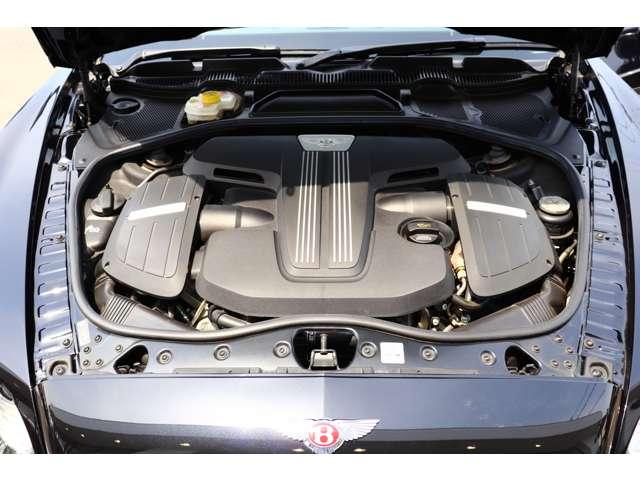 コンチネンタル ＧＴ　Ｖ８　正規Ｄ車　赤黒コンビレザー（75枚目）