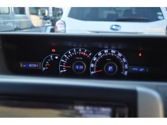 ノア X HDDナビ/フルセグTV/CD/DVD/バックカメラ/ドライブレコーダー/ETC/左側パワースライドドア/スマートキー/プッシュスタート/HIDヘッドライト/社外アルミホイール(16枚目)