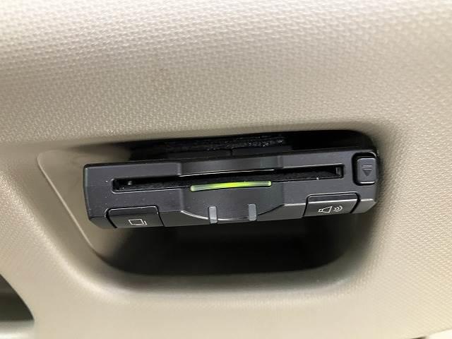 【ＥＴＣ車載器】を装備しておりますので、ご納車直後からの遠距離ドライブも可能です。