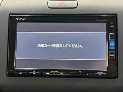 【純正ＳＤナビ】装備でフルセグＴＶやＣＤ・ＤＶＤ・Ｂｌｕｅｔｏｏｔｈ等充実しております！ 3