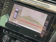 【３６０°ビューモニター】を装備しております。全周囲カメラで危険察知。狭い駐車場でも安心して駐車できますね。 3