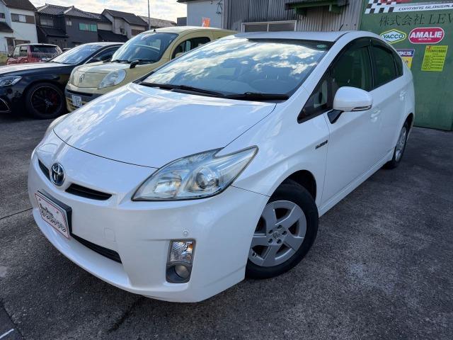 プリウス S アイドリングストップ搭載 Bモニタ- フルセグ地デジ インテリキー デュアルエアバック エアB イモビライザー ナビTV AUTOエアコン 横スベリ防止 衝突安全ボディ ETC装備 ABS(31枚目)