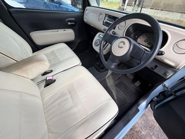 ミラココア ココアプラスG ダブルエアバッグ スマ-トキ- ベンチ席 全席PW AC 衝突安全ボディ 運転席エアバック キーレスエントリー バックカメラ付 ABS パワステ 盗難警報装置(6枚目)