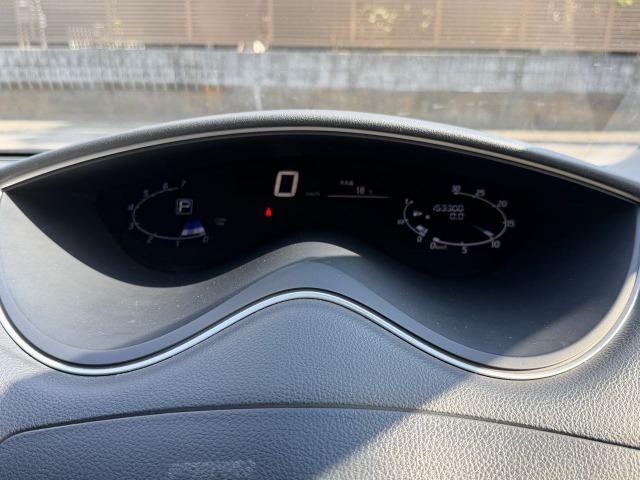 セレナ ハイウェイスター　Ｖセレクション＋セーフティ　ＳＨＶ　タイヤ新品　盗難防止システム　エコモード　衝突安全ボディ　インテリキー　Ｗエアコン　ＬＥＤヘッドランプ　オートクルーズコントロール　３列シート　フルフラットシート　ナビＴＶ　ＥＴＣ　パワーウィンドウ（14枚目）