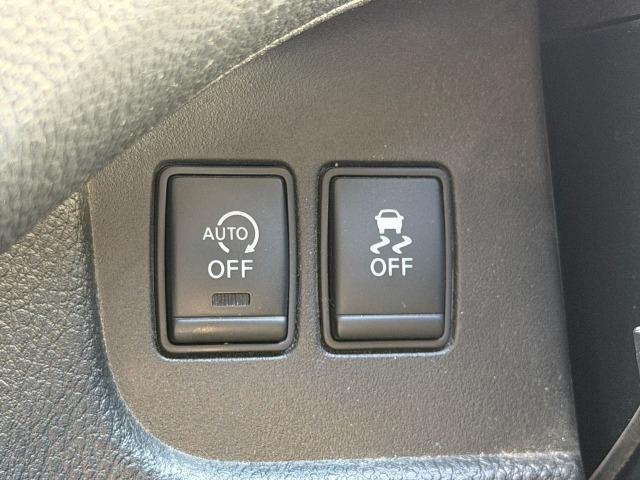 セレナ ハイウェイスター　Ｖセレクション＋セーフティ　ＳＨＶ　タイヤ新品　盗難防止システム　エコモード　衝突安全ボディ　インテリキー　Ｗエアコン　ＬＥＤヘッドランプ　オートクルーズコントロール　３列シート　フルフラットシート　ナビＴＶ　ＥＴＣ　パワーウィンドウ（30枚目）