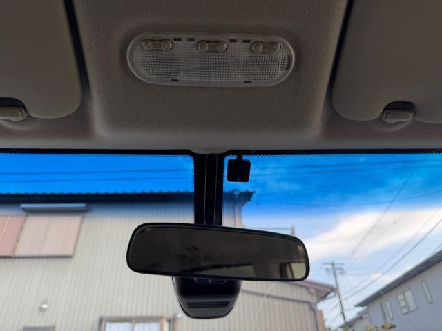 セレナ ハイウェイスター　Ｖセレクション＋セーフティ　ＳＨＶ　タイヤ新品　盗難防止システム　エコモード　衝突安全ボディ　インテリキー　Ｗエアコン　ＬＥＤヘッドランプ　オートクルーズコントロール　３列シート　フルフラットシート　ナビＴＶ　ＥＴＣ　パワーウィンドウ（32枚目）