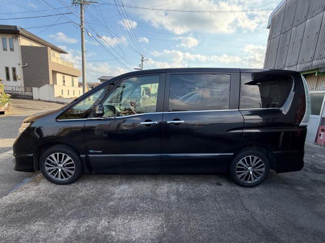 セレナ ハイウェイスター　Ｖセレクション＋セーフティ　ＳＨＶ　タイヤ新品　Ｂｌｕｅｔｏｏｔｈオーディオ　盗難防止システム　衝突安全ボディ　インテリキー　Ｗエアコン　ＬＥＤヘッドランプ　オートクルーズコントロール　３列シート　フルフラットシート　ナビＴＶ（43枚目）