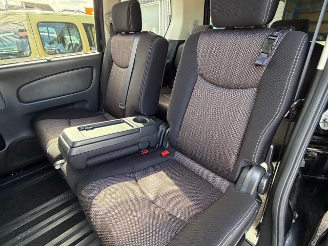 セレナ ハイウェイスターＳ－ＨＶアドバンスドセーフティパック　フロントカメラ　３列　衝突軽減Ｂ　パワーステアリング　フルフラット　オートクルーズ　盗難防止装置　スマートキー　キーフリー　寒冷地仕様　アイドリングストップ　ＡＣ　ＡＢＳ　ウォークスルー　サイドカメラ（10枚目）