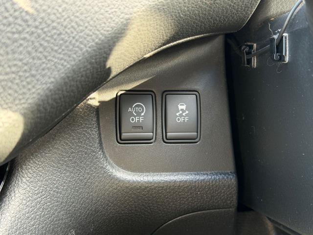 セレナ ハイウェイスターＳ－ＨＶアドバンスドセーフティパック　フロントカメラ　３列　衝突軽減Ｂ　パワーステアリング　フルフラット　オートクルーズ　盗難防止装置　スマートキー　キーフリー　寒冷地仕様　アイドリングストップ　ＡＣ　ＡＢＳ　ウォークスルー　サイドカメラ（24枚目）