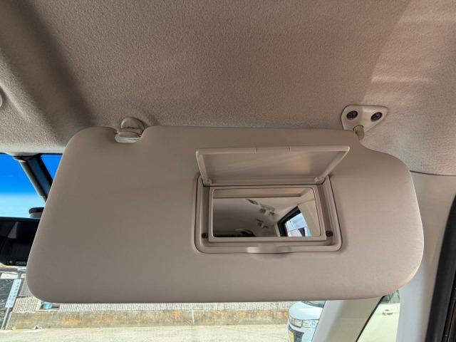 セレナ ハイウェイスターＳ－ＨＶアドバンスドセーフティパック　フロントカメラ　３列　衝突軽減Ｂ　パワーステアリング　フルフラット　オートクルーズ　盗難防止装置　スマートキー　キーフリー　寒冷地仕様　アイドリングストップ　ＡＣ　ＡＢＳ　ウォークスルー　サイドカメラ（27枚目）